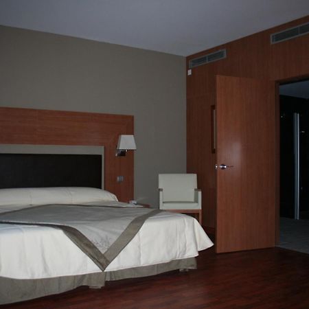 Alti Hotel Bagnères-de-Luchon Kültér fotó