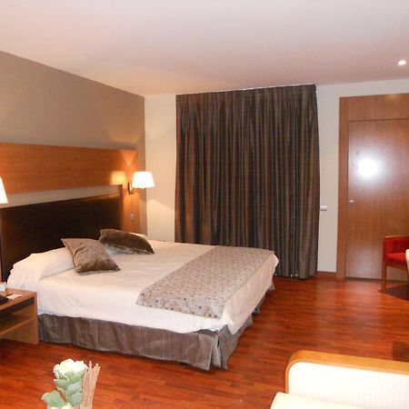 Alti Hotel Bagnères-de-Luchon Kültér fotó