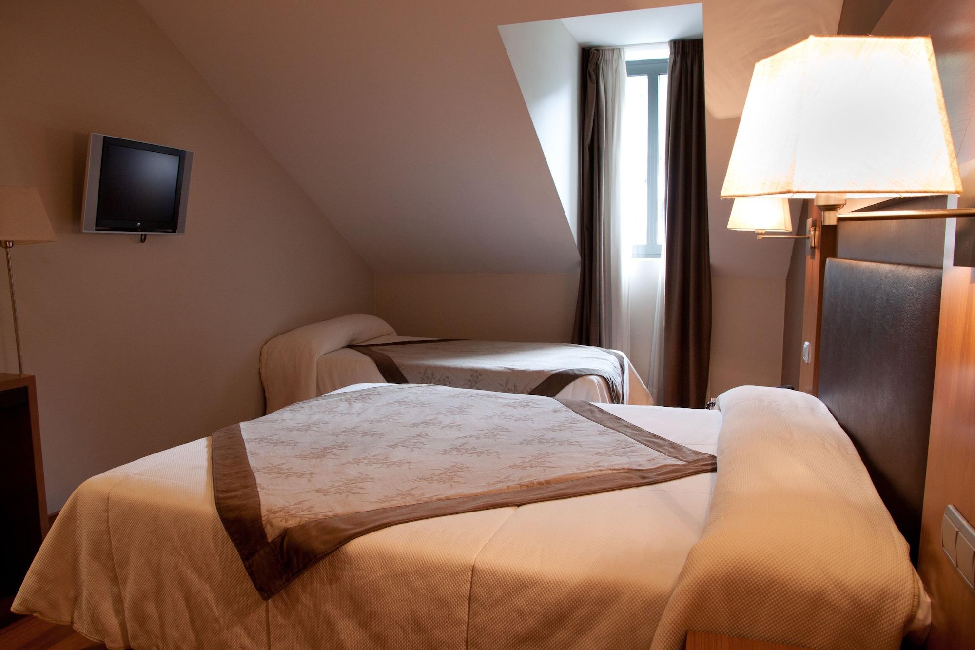 Alti Hotel Bagnères-de-Luchon Kültér fotó